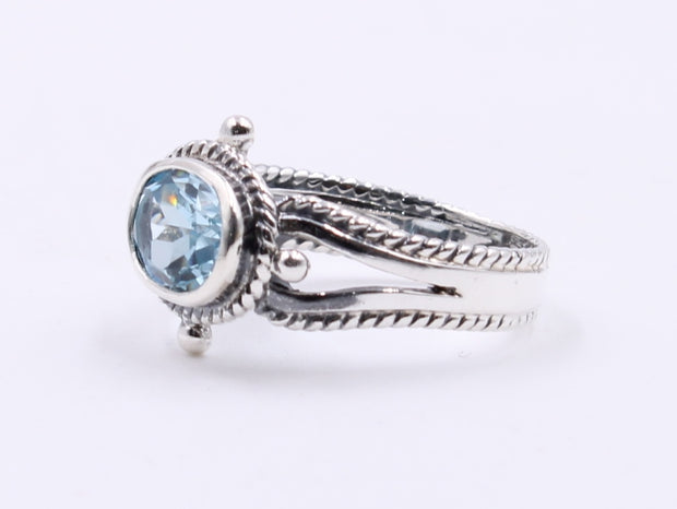 anello atene di topazio azzurro, pietra preziosa, pietre preziose, Roma, gioielli multietnici, Gioielli artigiani, pietre naturali